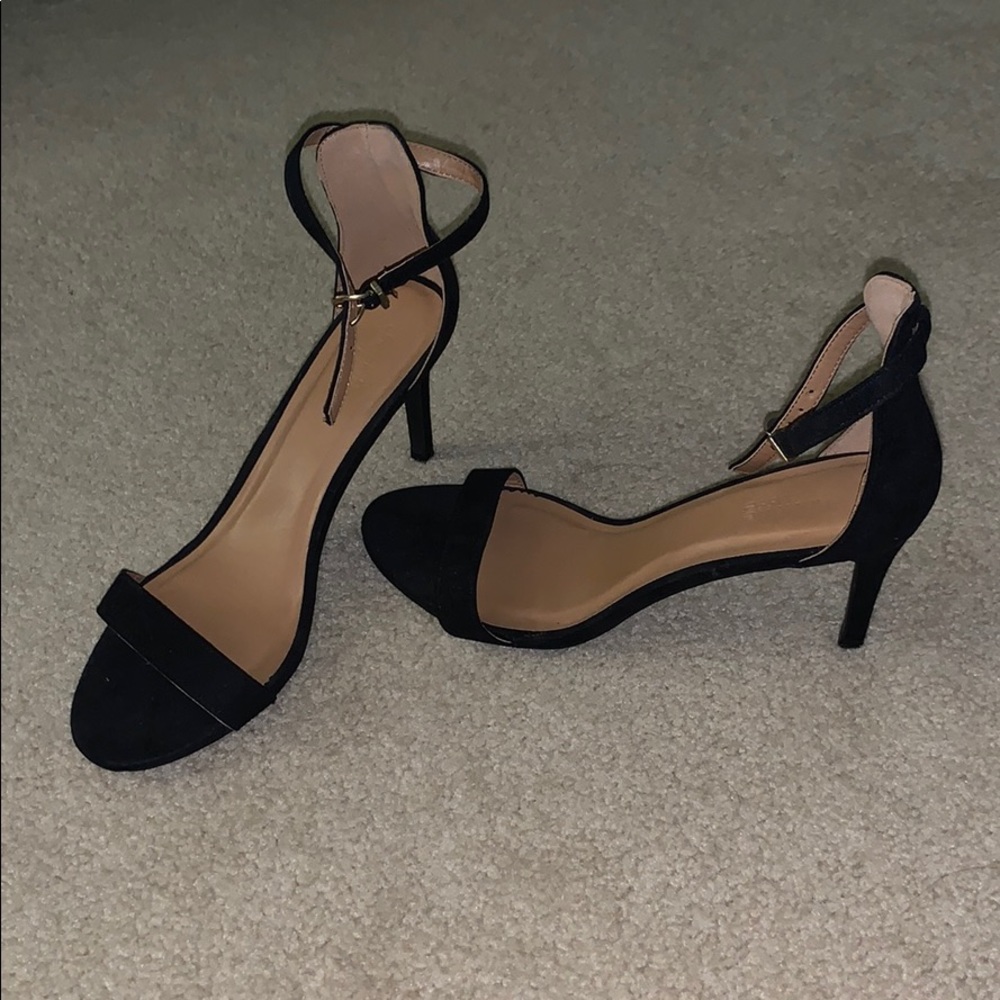 Strappy high heeled shoes - Picture 1 of 2